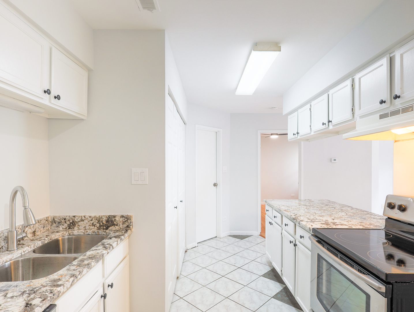 1417 E Wyndham Circle #103, Palatine, IL 60074
