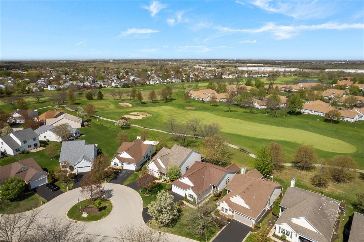 21600 W Larch Drive, Plainfield, IL 60544