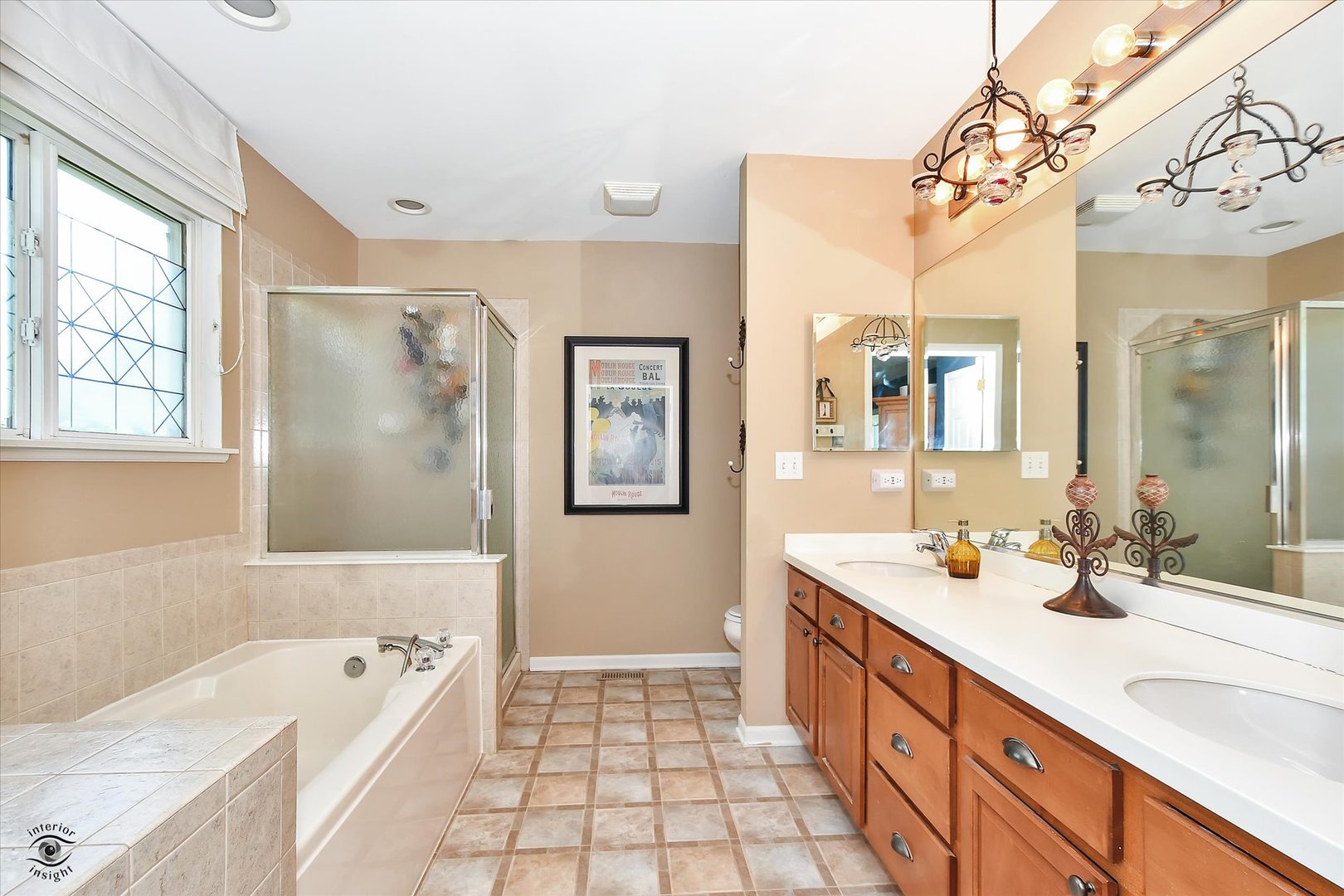 2437 Deer point Drive, Montgomery, IL 60538