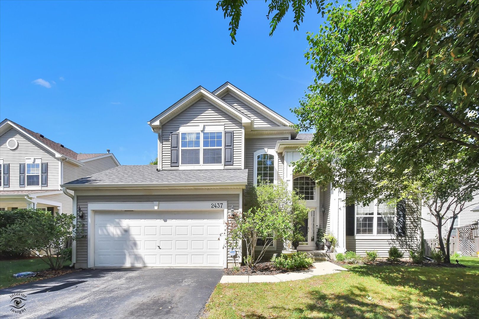 2437 Deer point Drive, Montgomery, IL 60538