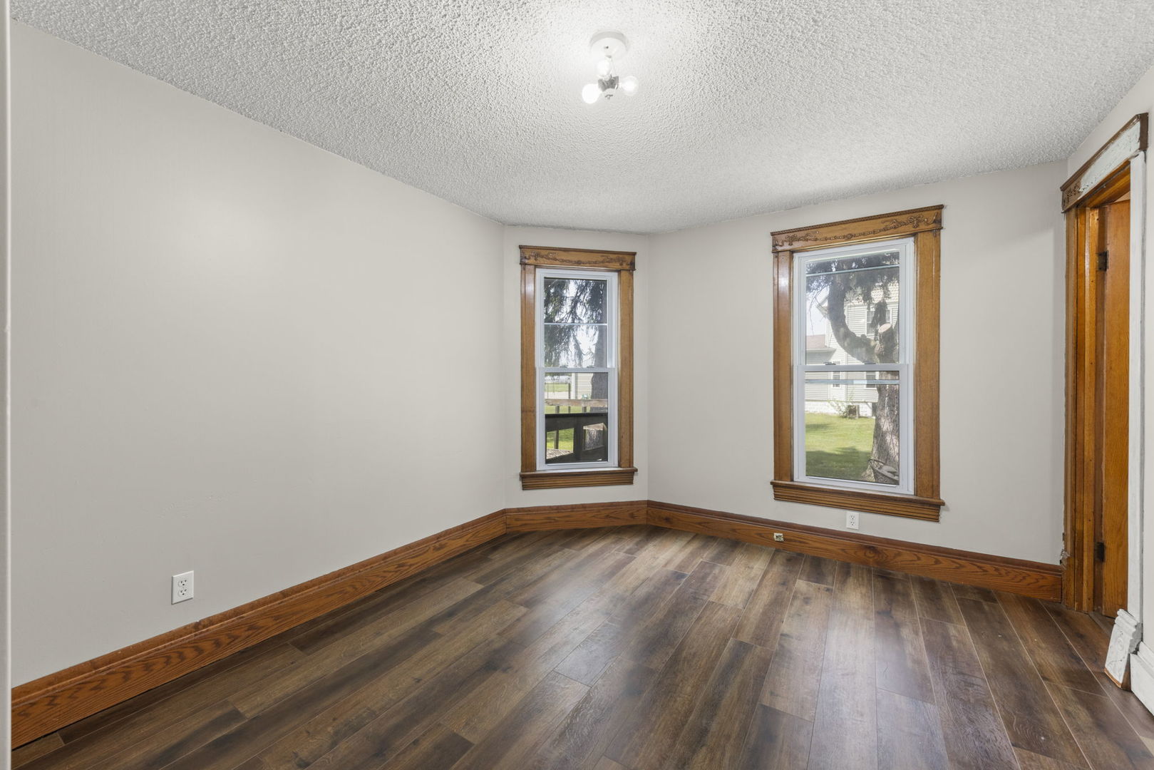 301 N Main Street, Herscher, IL 60941