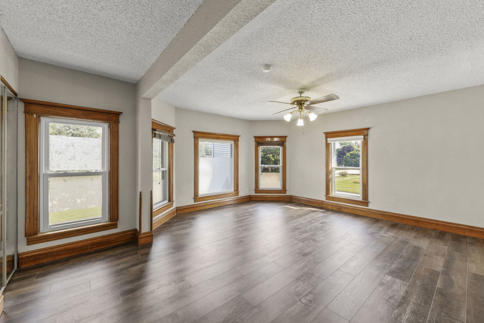 301 N Main Street, Herscher, IL 60941