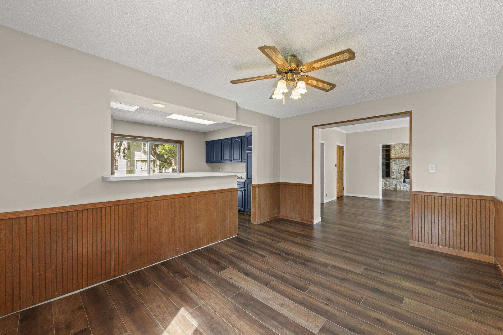 301 N Main Street, Herscher, IL 60941