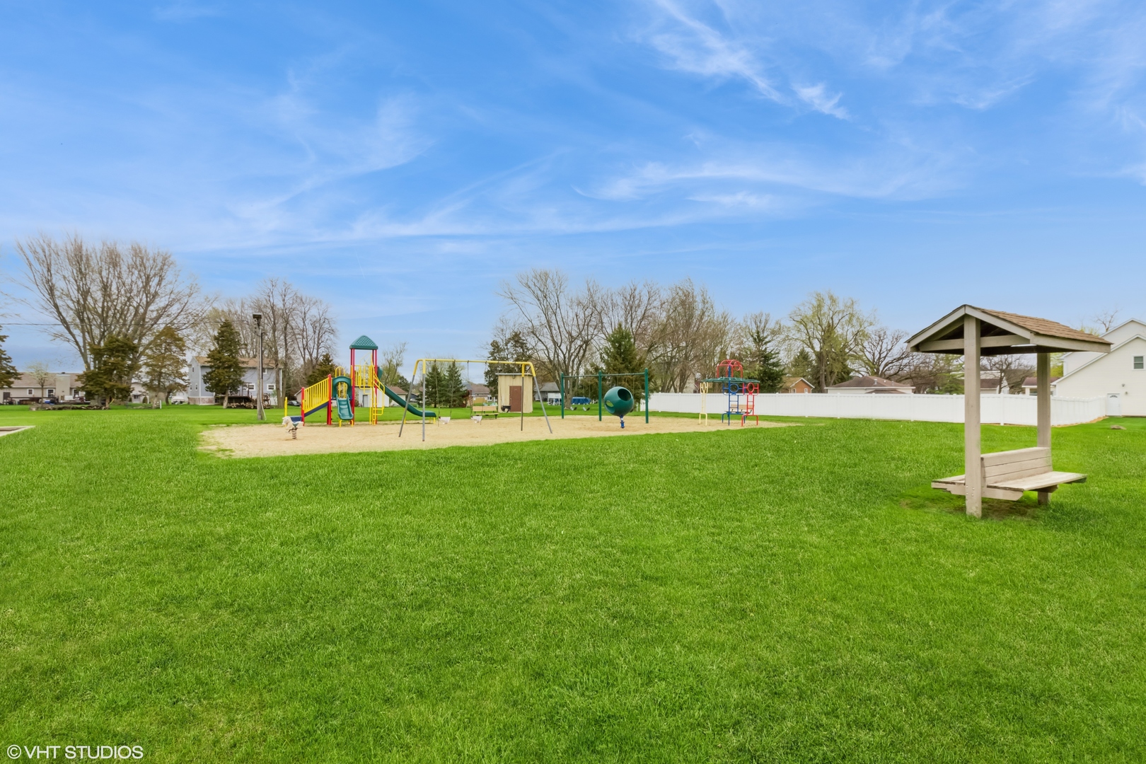 580 Holiday Drive, Somonauk, IL 60552