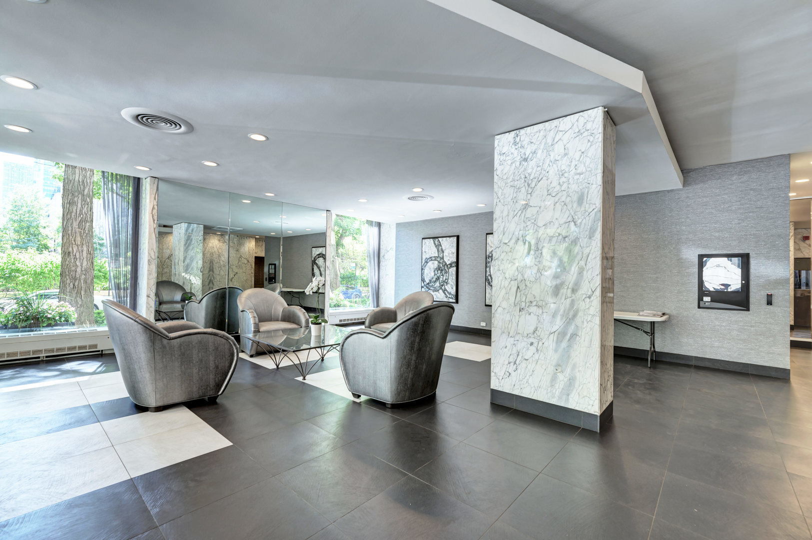 222 E PEARSON Street #1707, Chicago, IL 60611