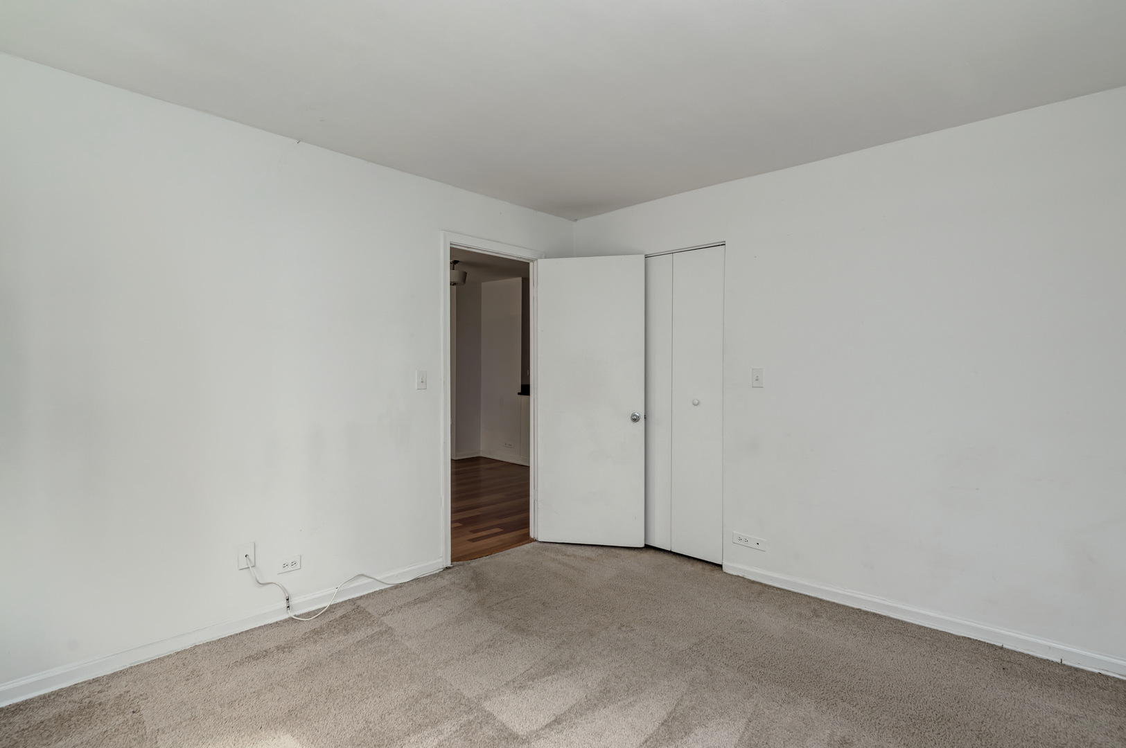 222 E PEARSON Street #1707, Chicago, IL 60611