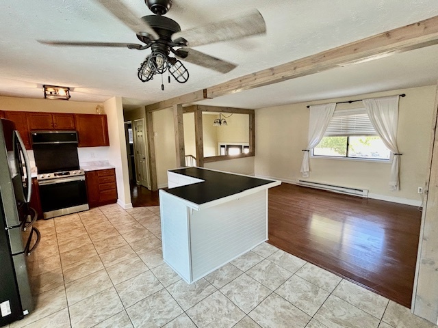 1014 Laesch Avenue, Bloomington, IL 61704