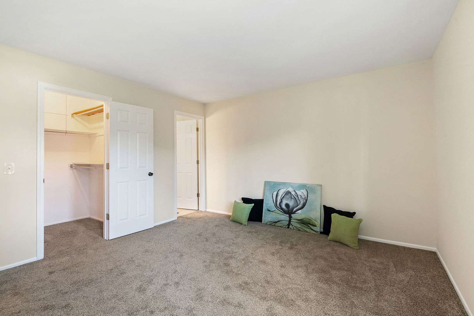 67 Margate Court #A2, Schaumburg, IL 60193