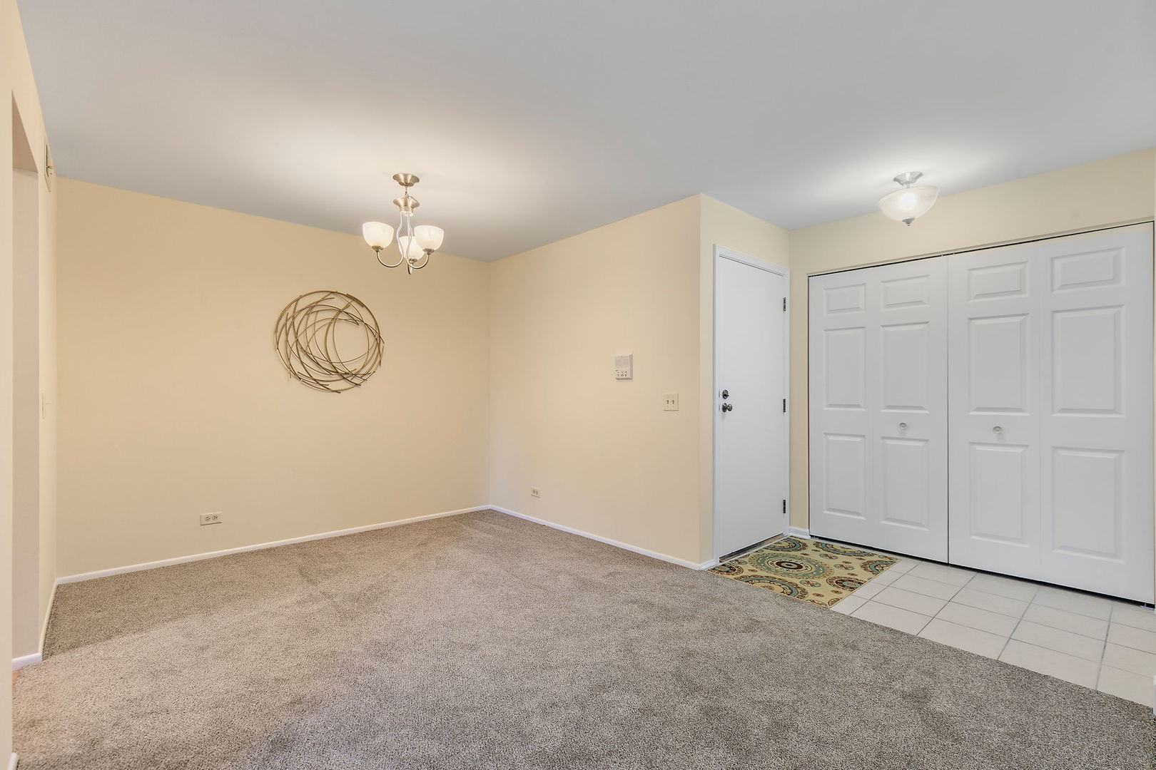 67 Margate Court #A2, Schaumburg, IL 60193