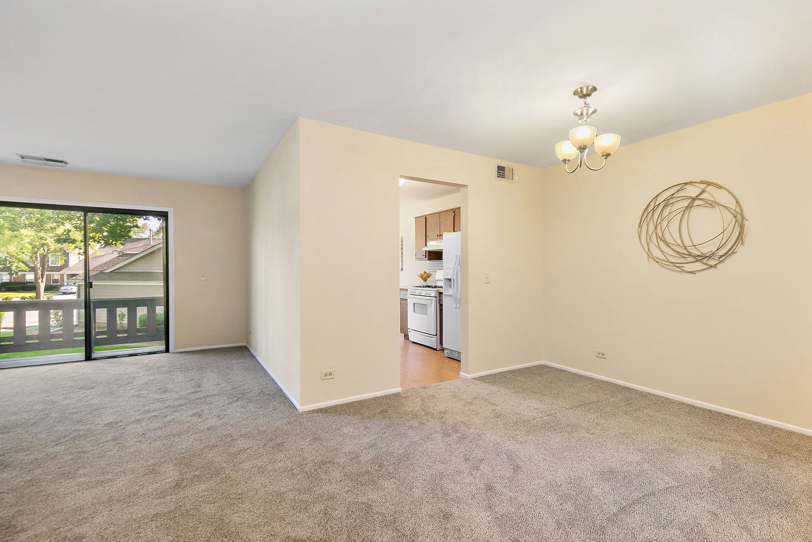 67 Margate Court #A2, Schaumburg, IL 60193