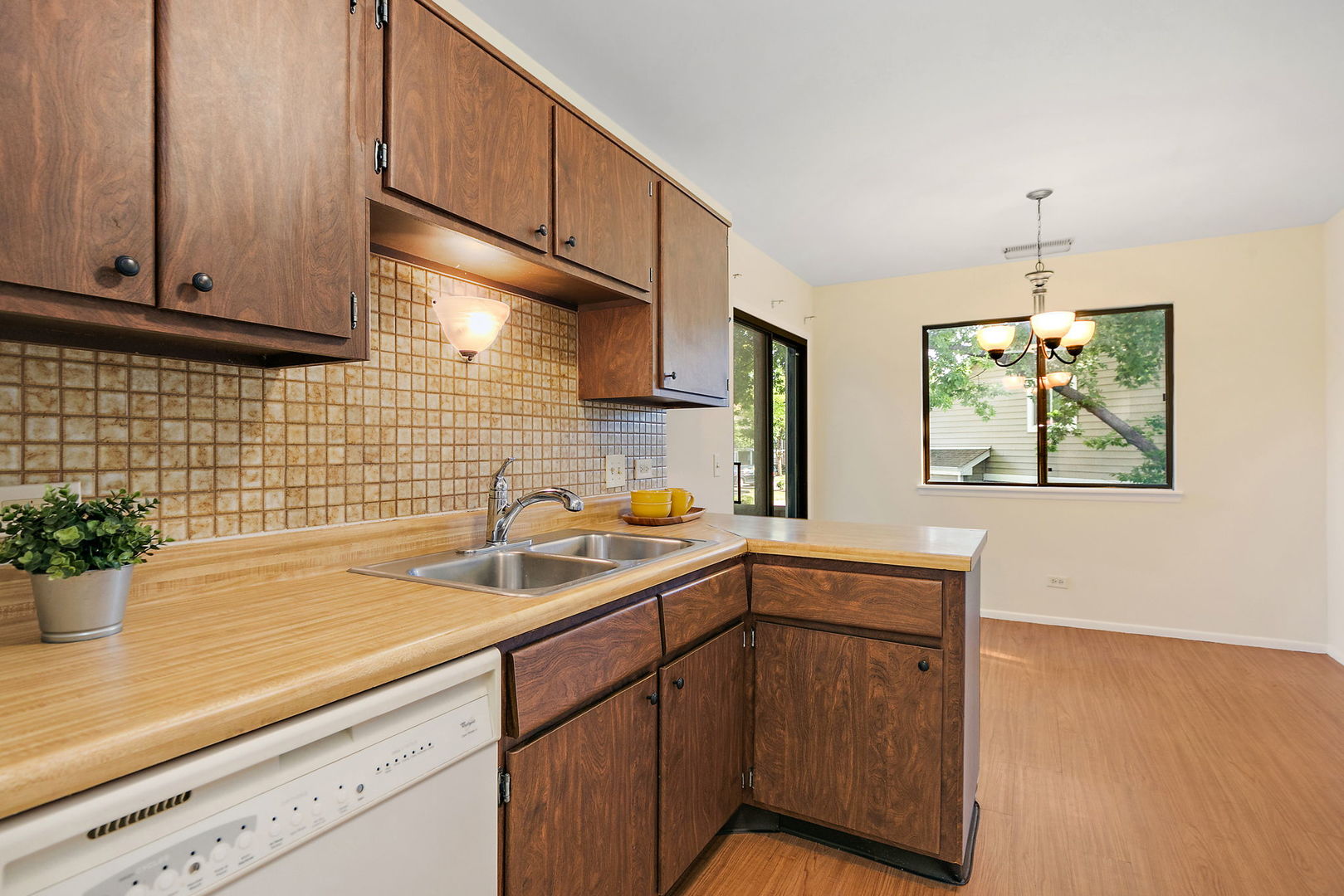 67 Margate Court #A2, Schaumburg, IL 60193