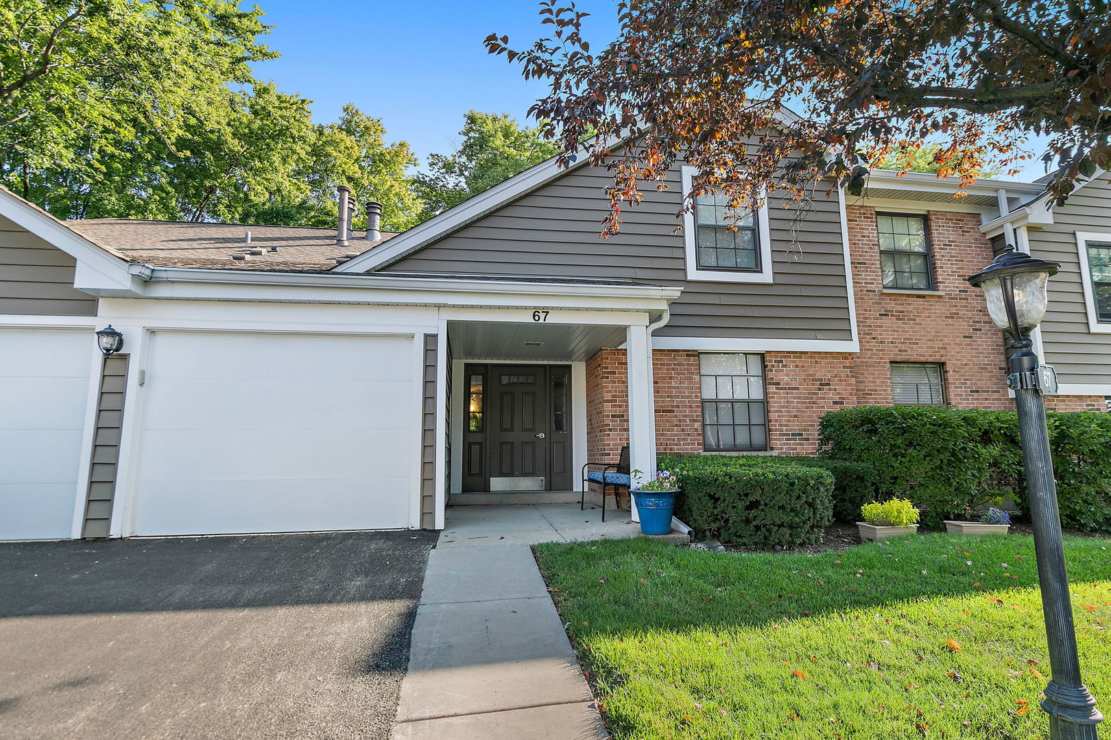 67 Margate Court #A2, Schaumburg, IL 60193
