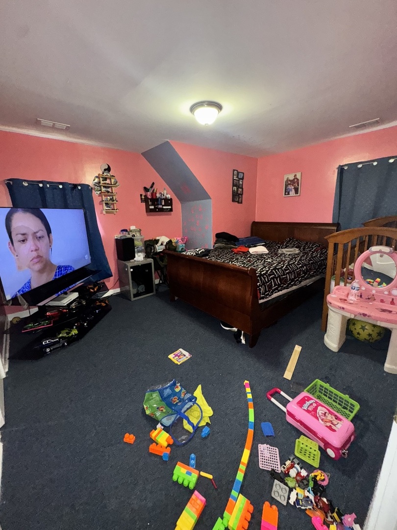 5015 N Kimberly Avenue, Chicago, IL 60630