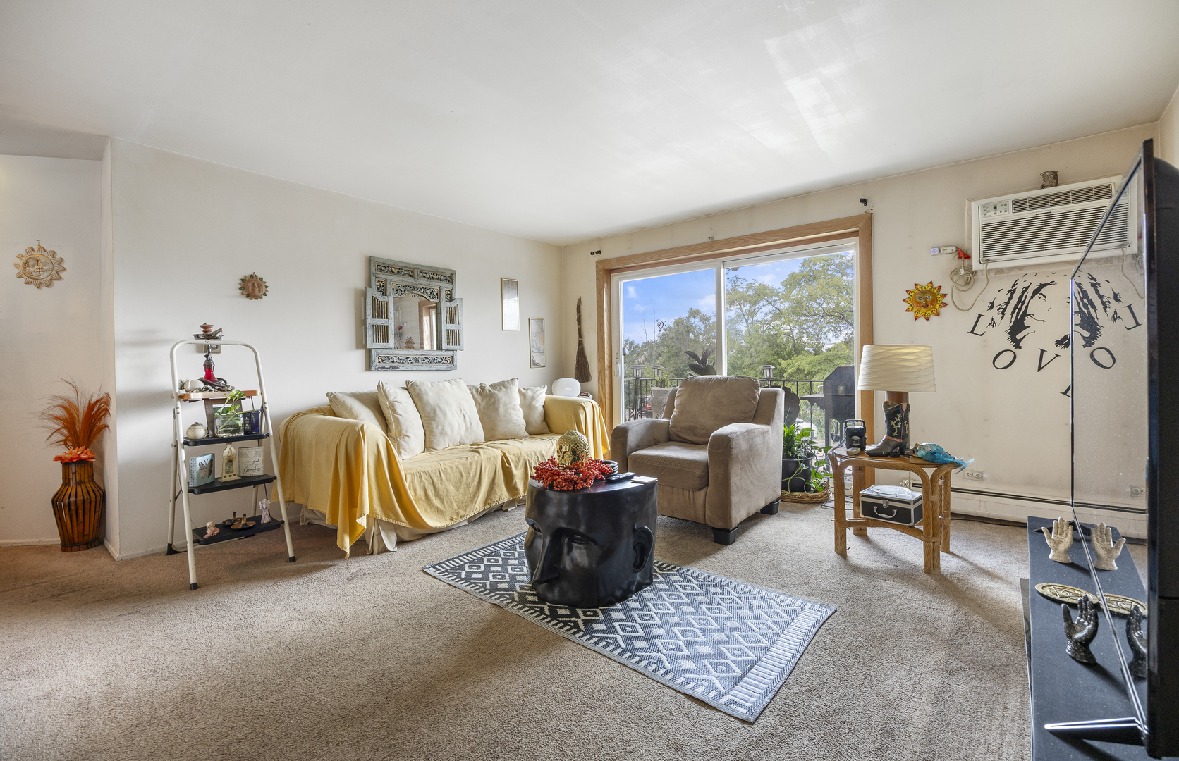 215 S Hale Street #7C, Addison, IL 60101