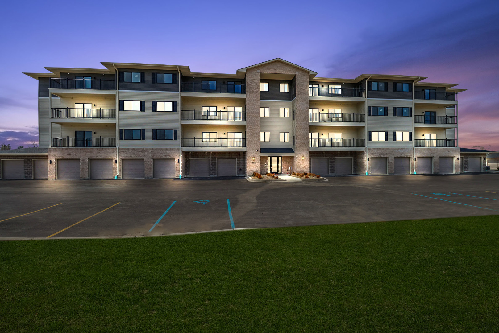 2034 W 75th Place #37, Merrillville, IN 46410