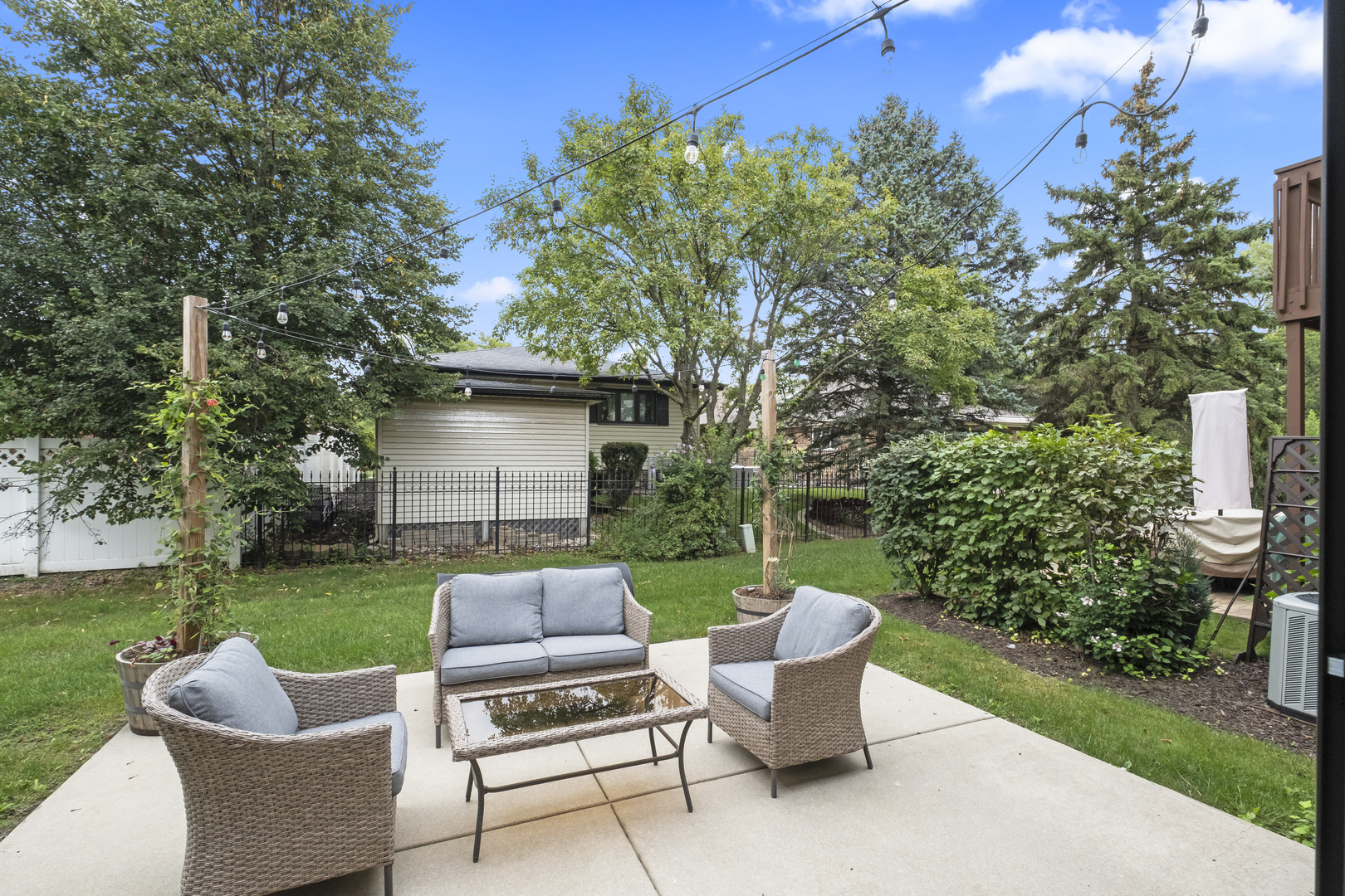 3065 Ashton Court, Westchester, IL 60154