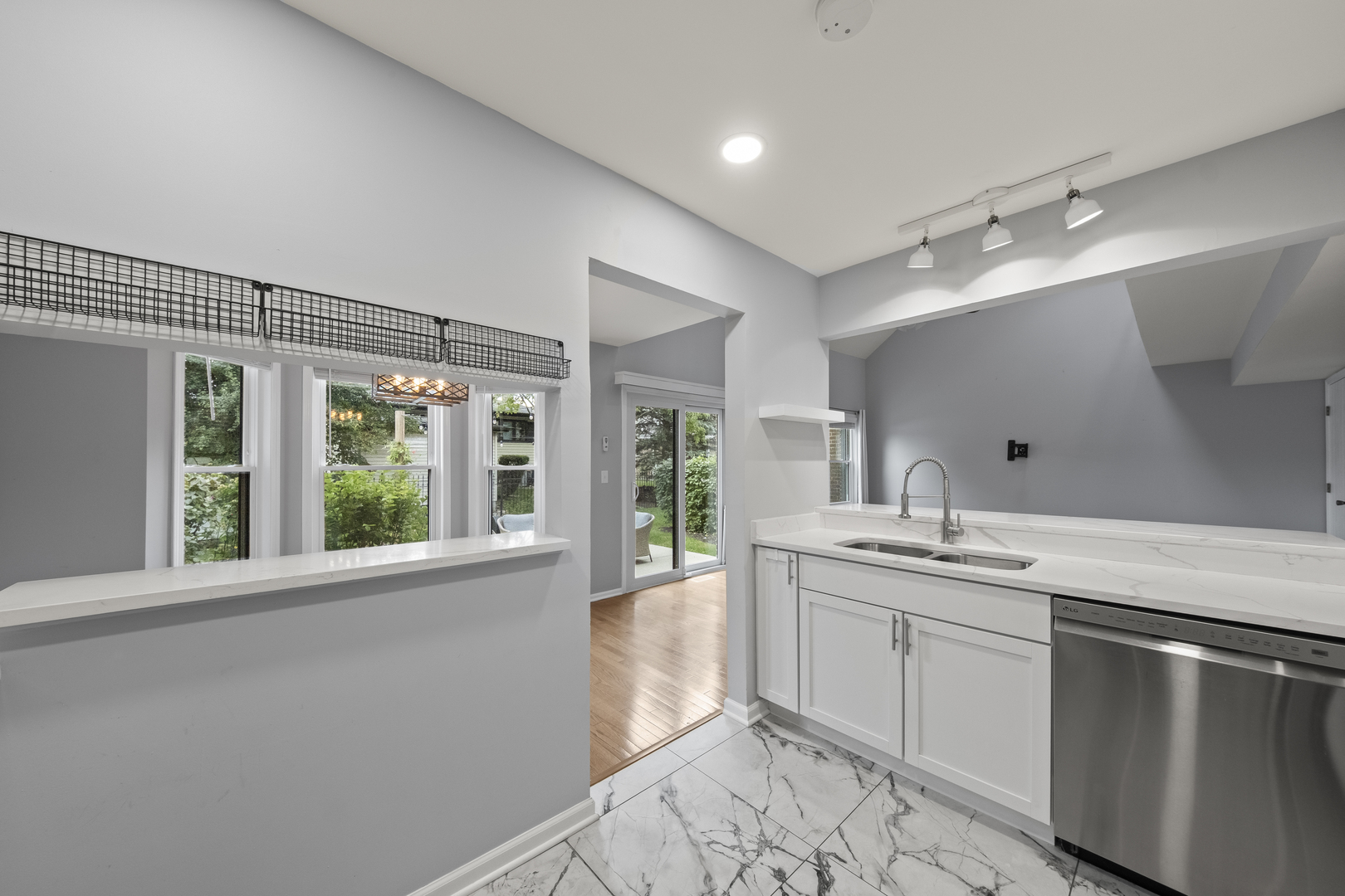 3065 Ashton Court, Westchester, IL 60154
