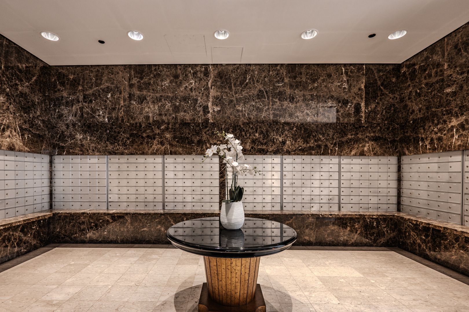 10 E Ontario Street #4208, Chicago, IL 60611