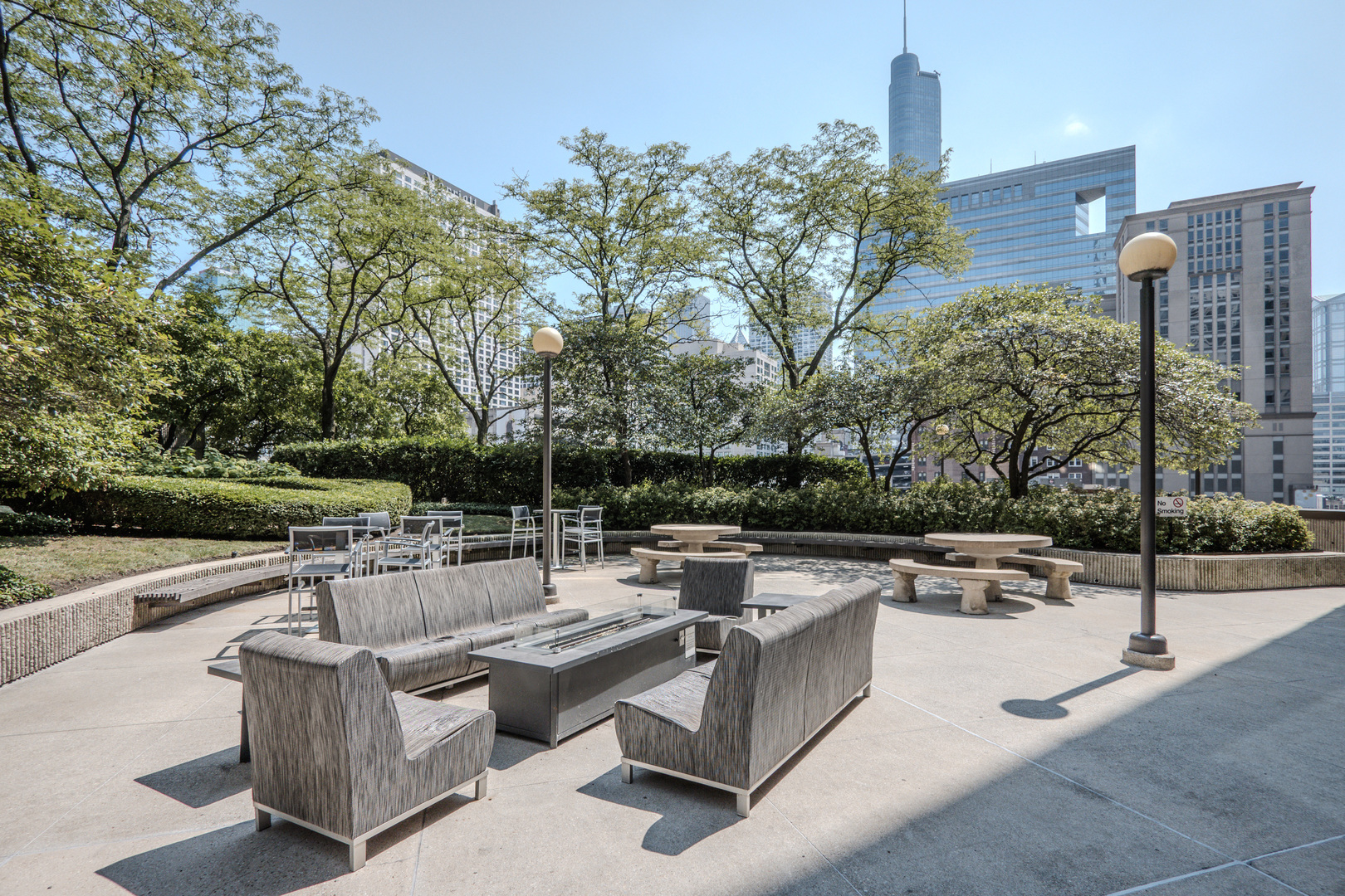 10 E Ontario Street #4208, Chicago, IL 60611