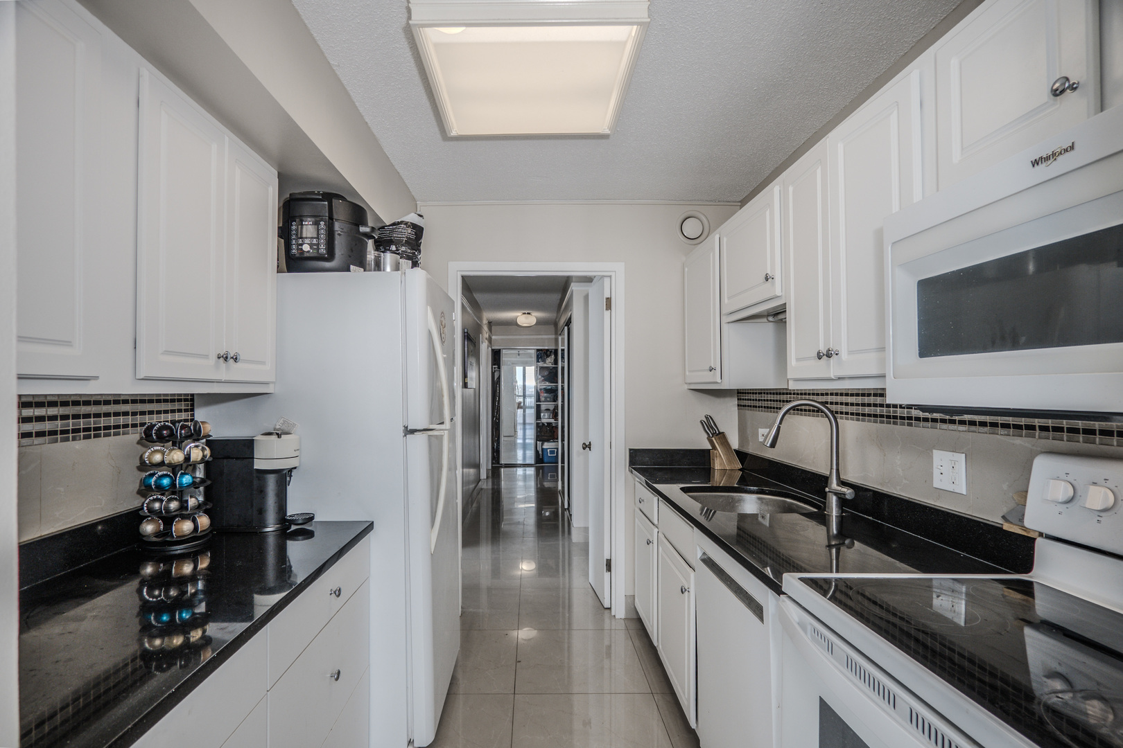 10 E Ontario Street #4208, Chicago, IL 60611