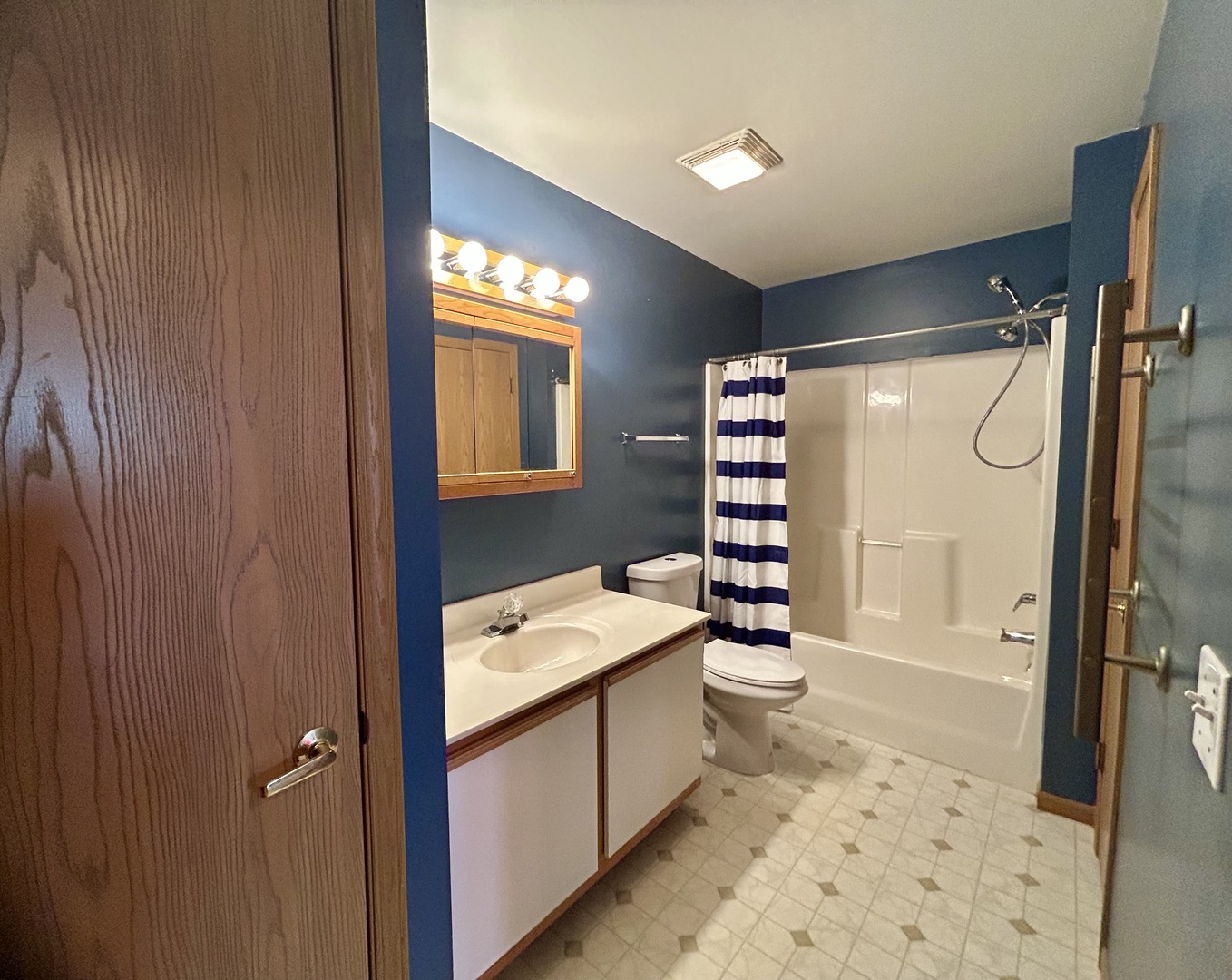 430 Cunat Boulevard #3D, Richmond, IL 60071