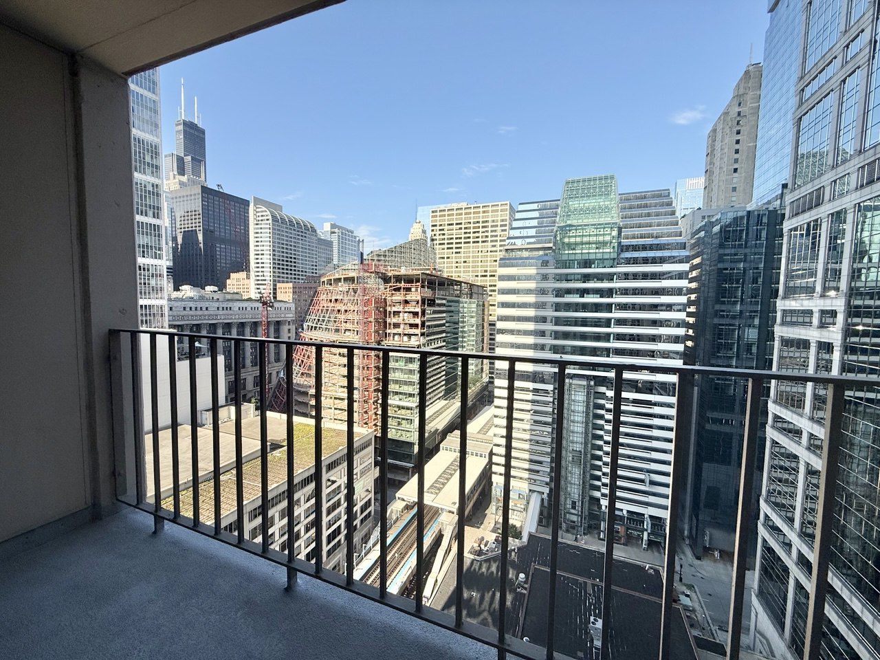 200 N Dearborn Street #2208, Chicago, IL 60601