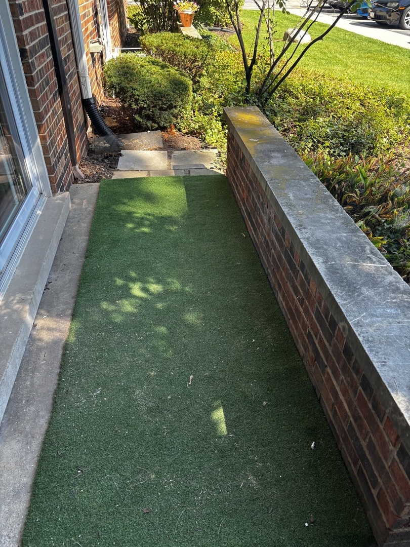 2427 Ogden Avenue #3, Downers Grove, IL 60515