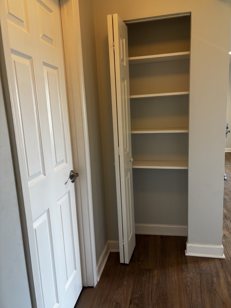 2427 Ogden Avenue #3, Downers Grove, IL 60515