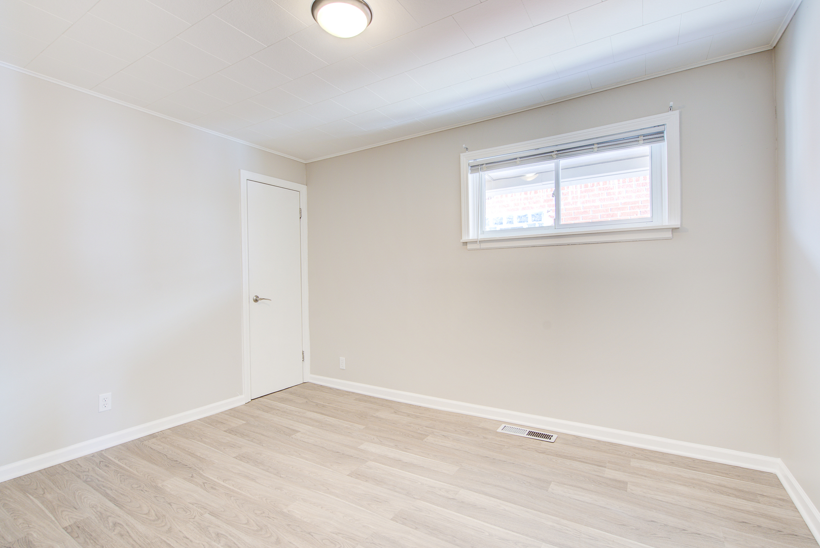 7519 W Argyle Street, Harwood Heights, IL 60706