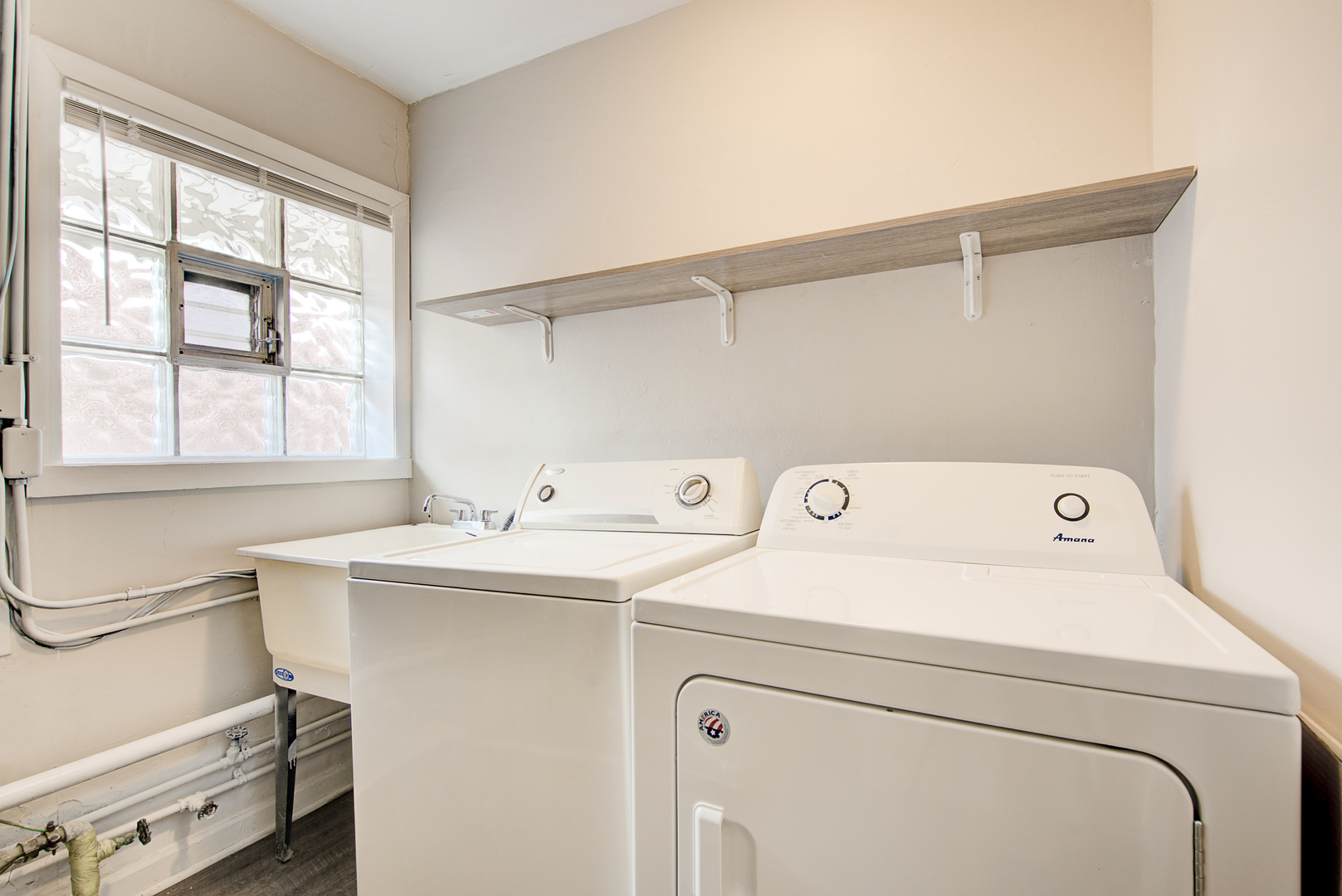7519 W Argyle Street, Harwood Heights, IL 60706