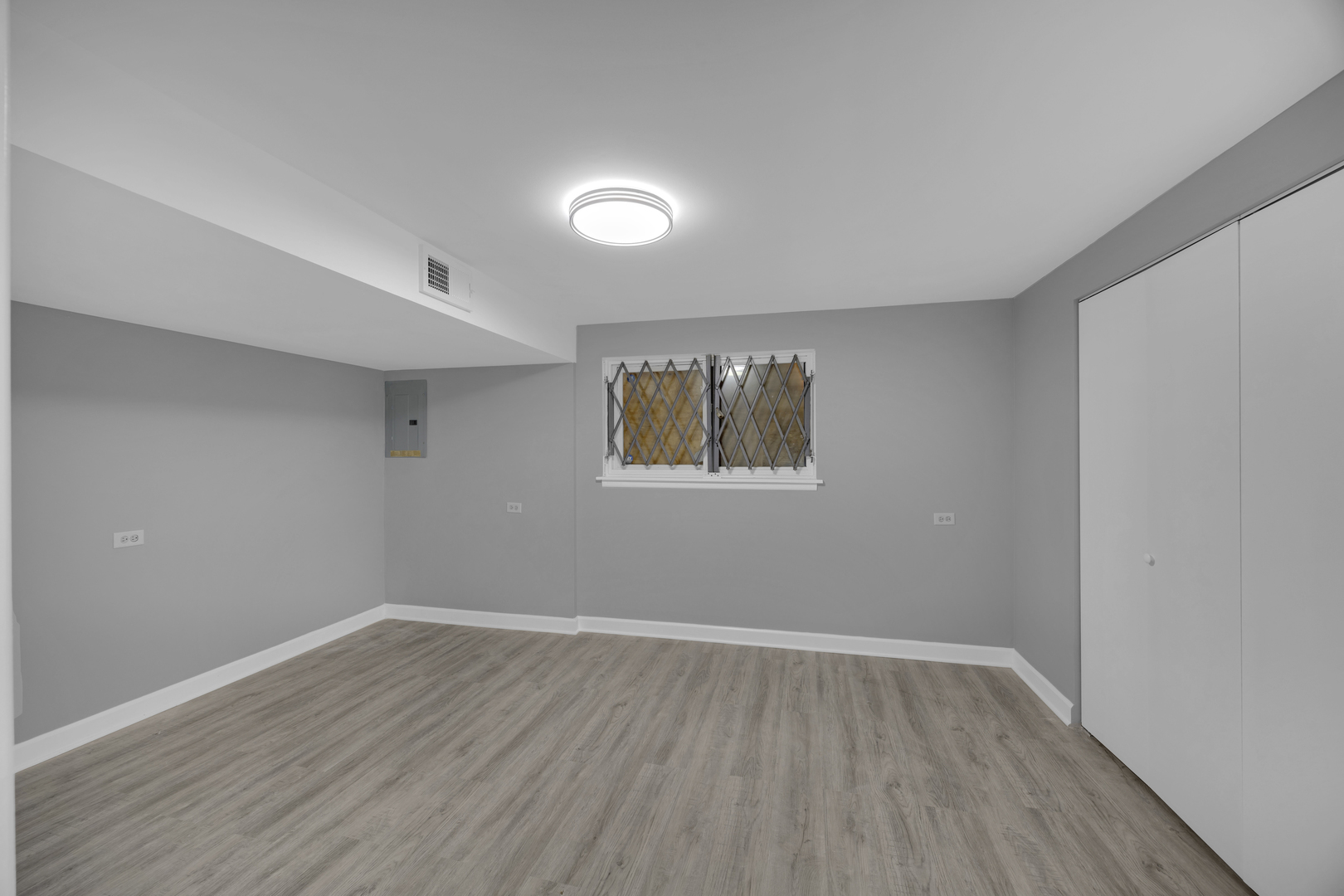 11764 S Wallace Street, Chicago, IL 60628