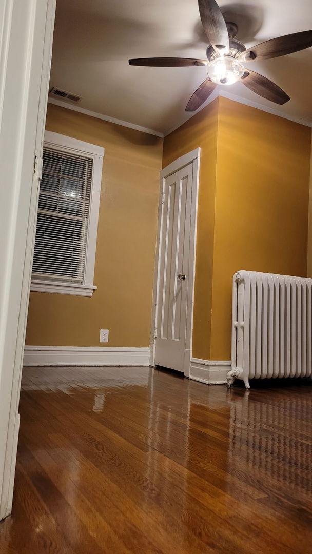 10156 S Hoyne Avenue, Chicago, IL 60643