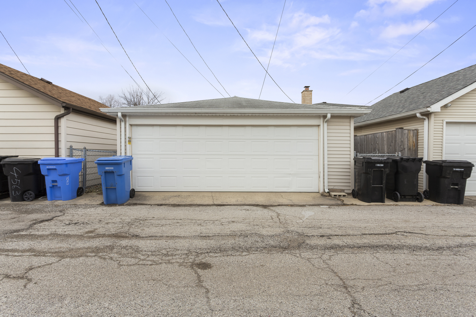 4567 N Merrimac Avenue, Chicago, IL 60630