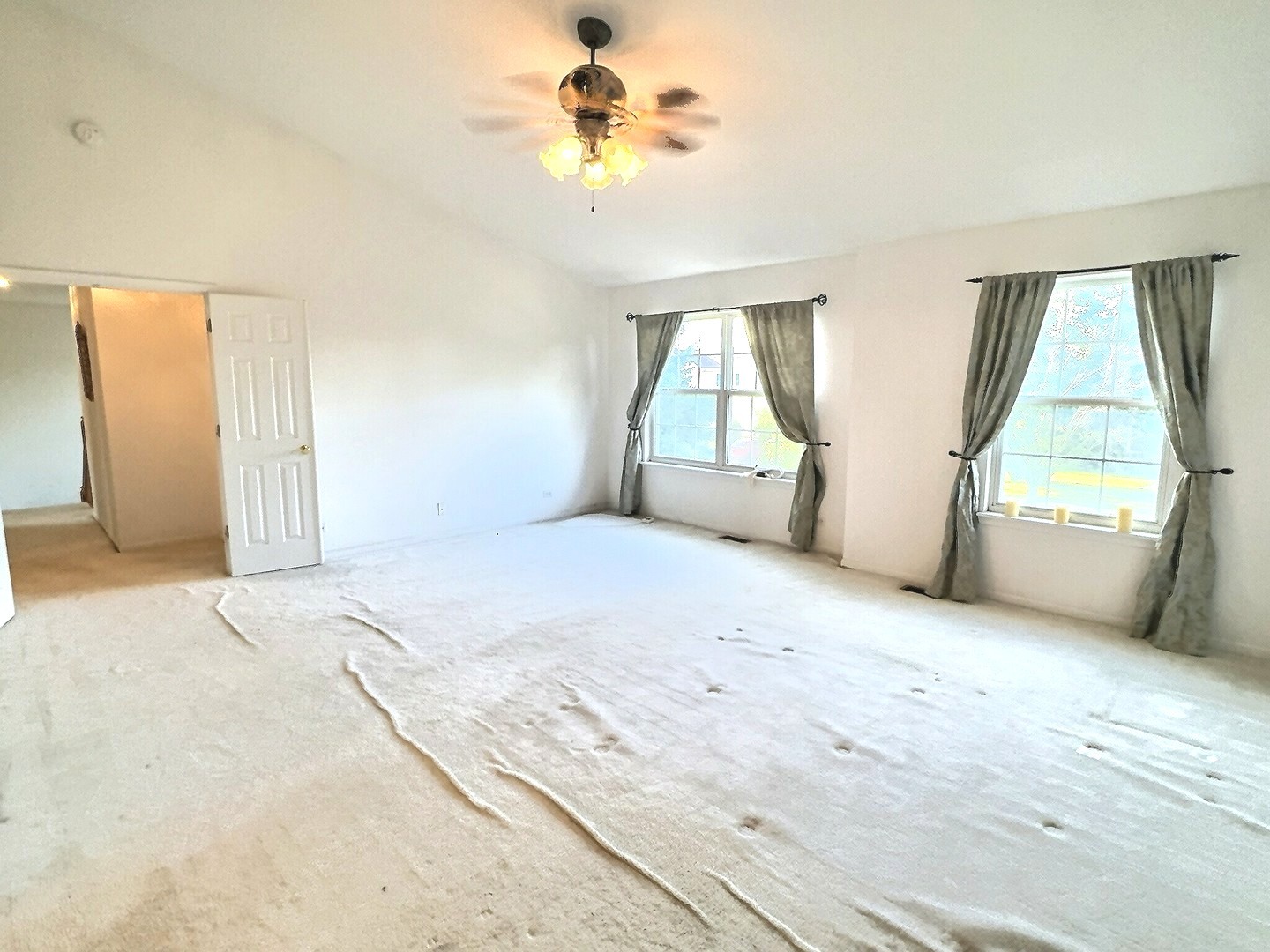 1488 Schoenherr Avenue, Bolingbrook, IL 60490