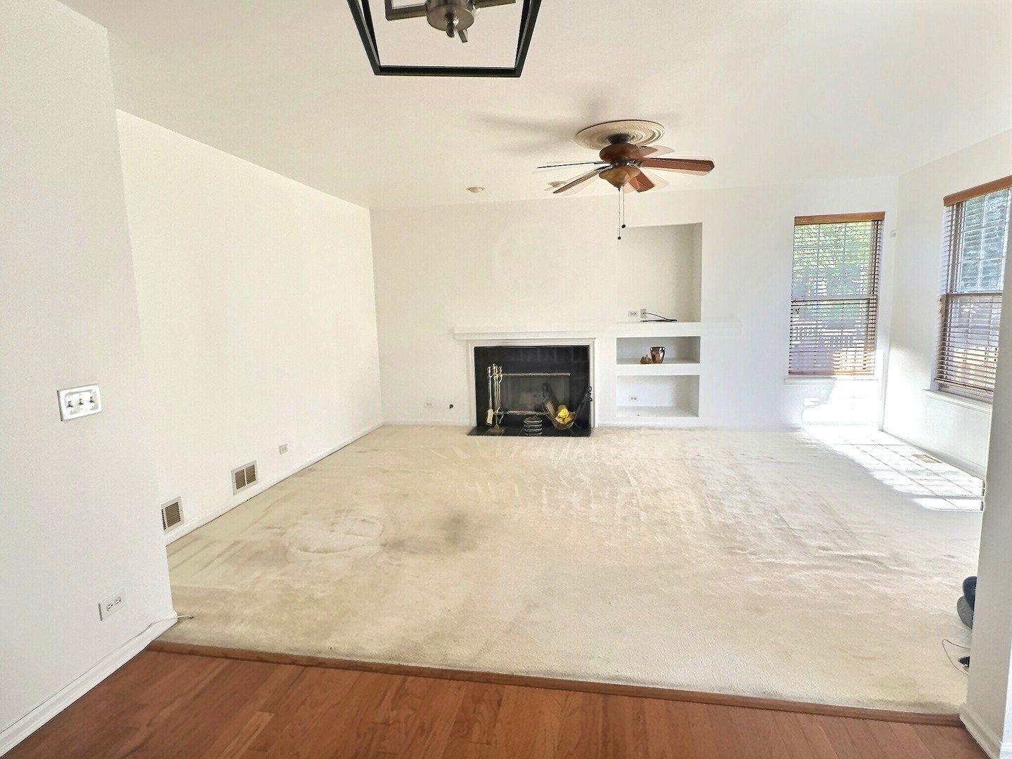 1488 Schoenherr Avenue, Bolingbrook, IL 60490