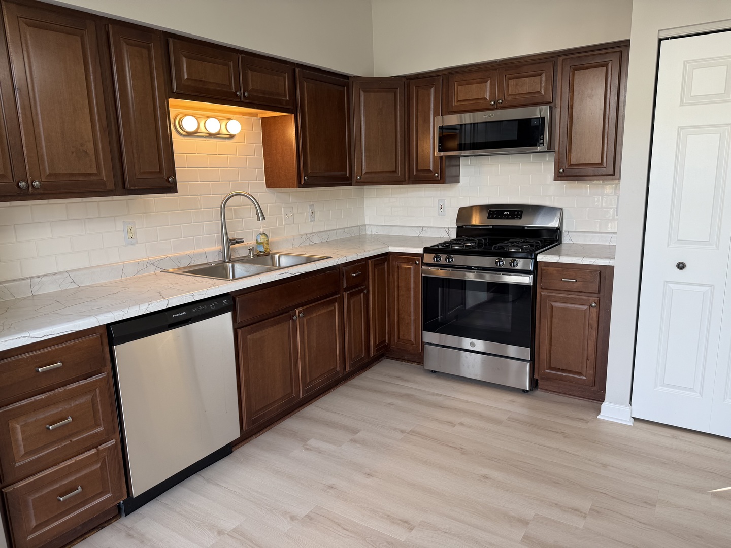 21248 Edison Lane, Plainfield, IL 60544