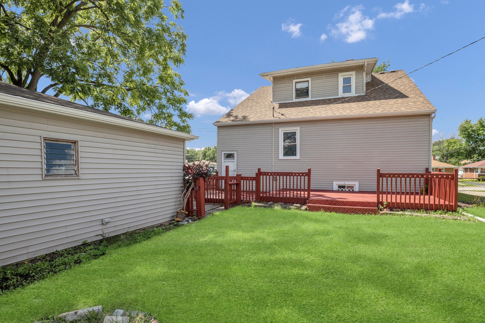 235 N ARDMORE Avenue, Villa Park, IL 60181