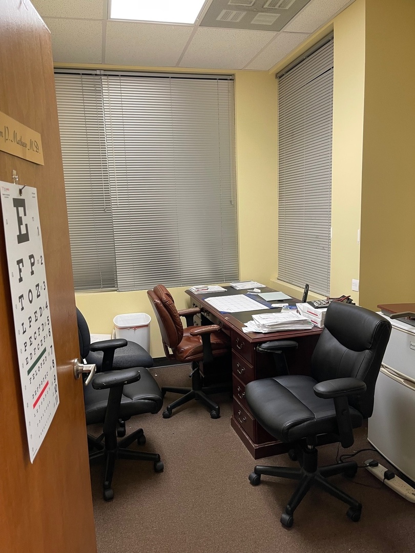 3330 W 177th Street #1G, Hazel Crest, IL 60429