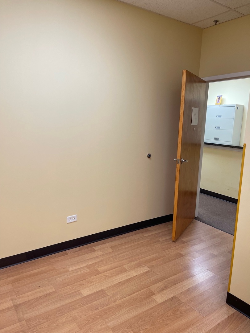 3330 W 177th Street #1G, Hazel Crest, IL 60429