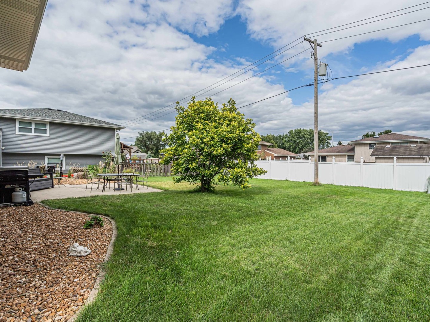 14819 Anne Court, Oak Forest, IL 60452