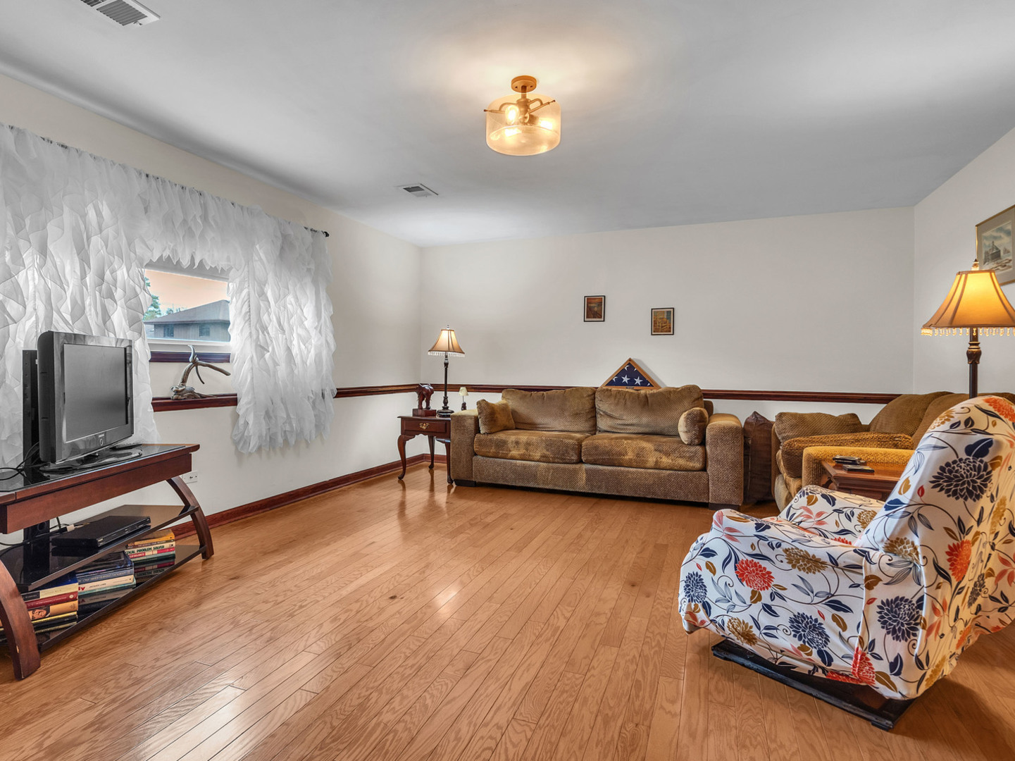 14819 Anne Court, Oak Forest, IL 60452