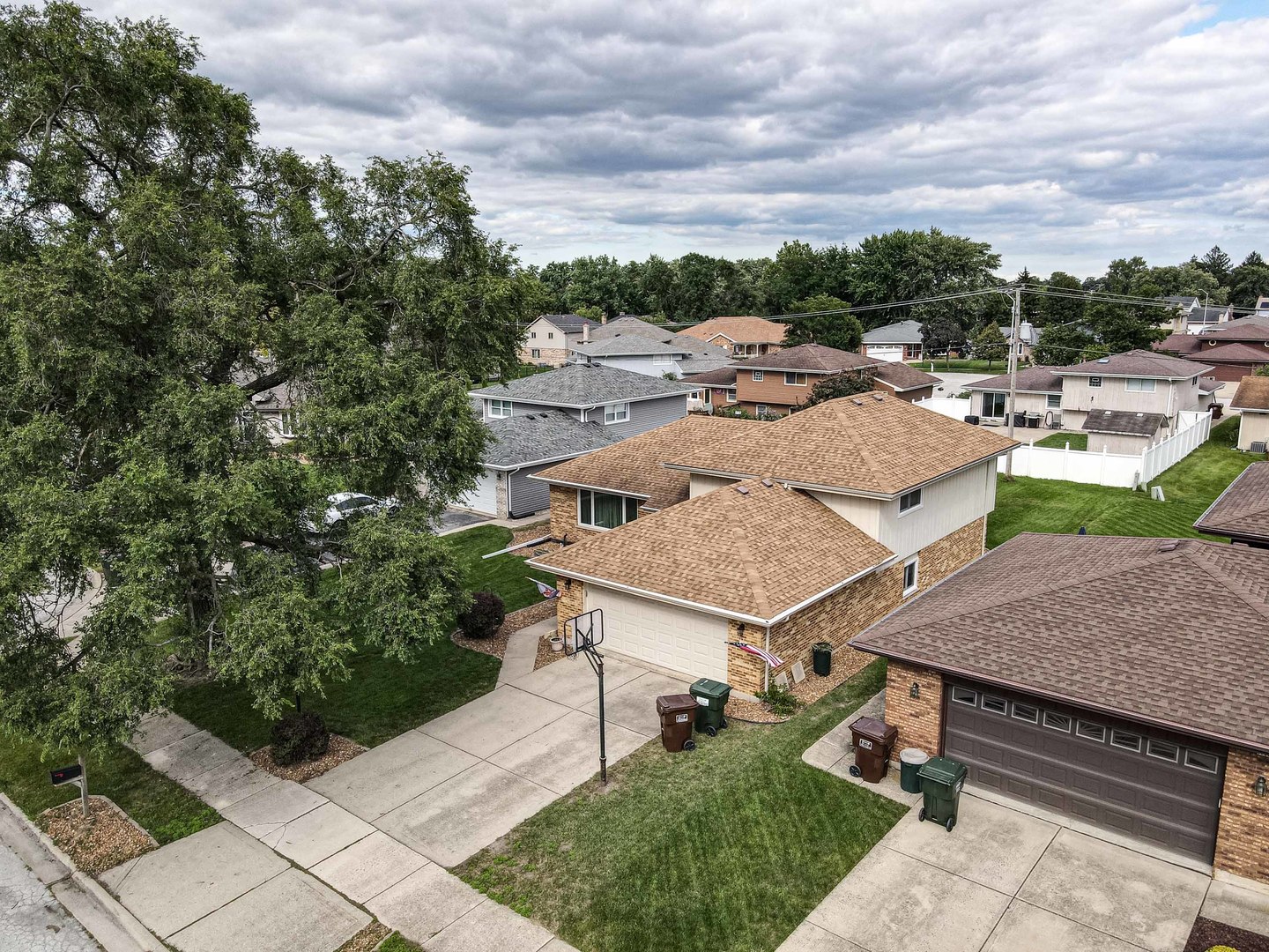 14819 Anne Court, Oak Forest, IL 60452