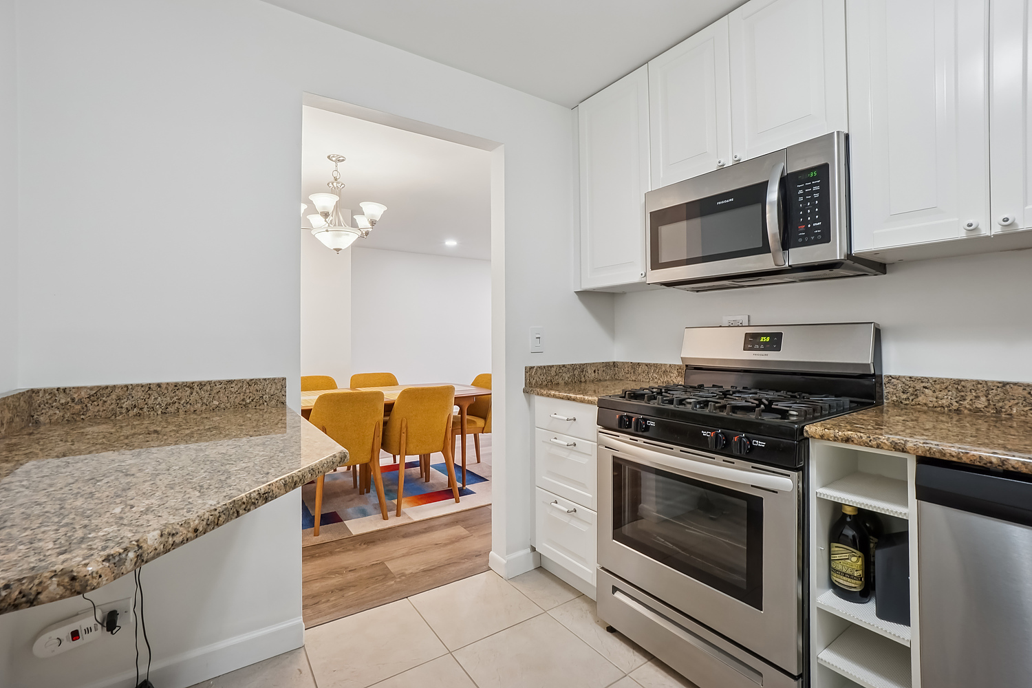 2050 Valencia Drive #307C, Northbrook, IL 60062