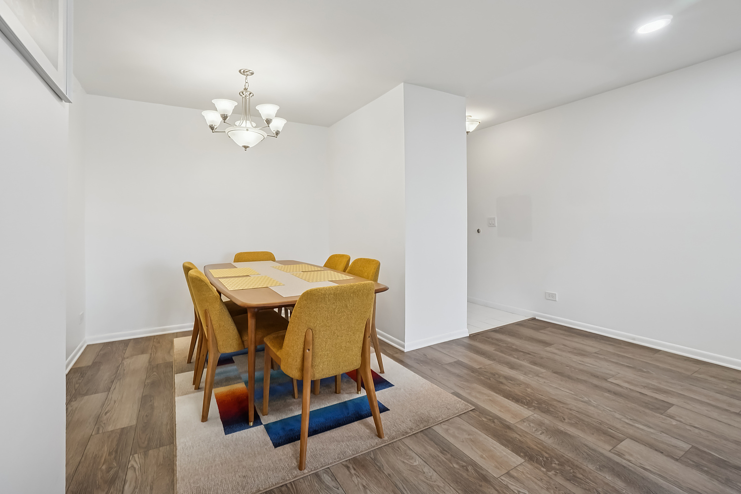 2050 Valencia Drive #307C, Northbrook, IL 60062