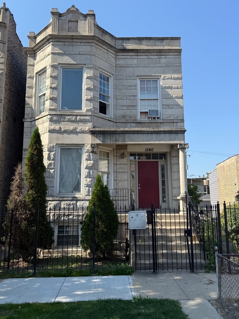 1540 S DRAKE Avenue, Chicago, IL 60623