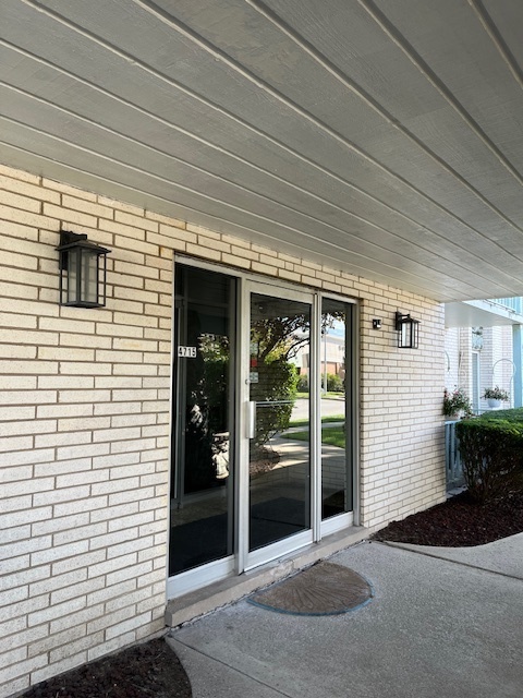 4715 W 106th Street #1B, Oak Lawn, IL 60453