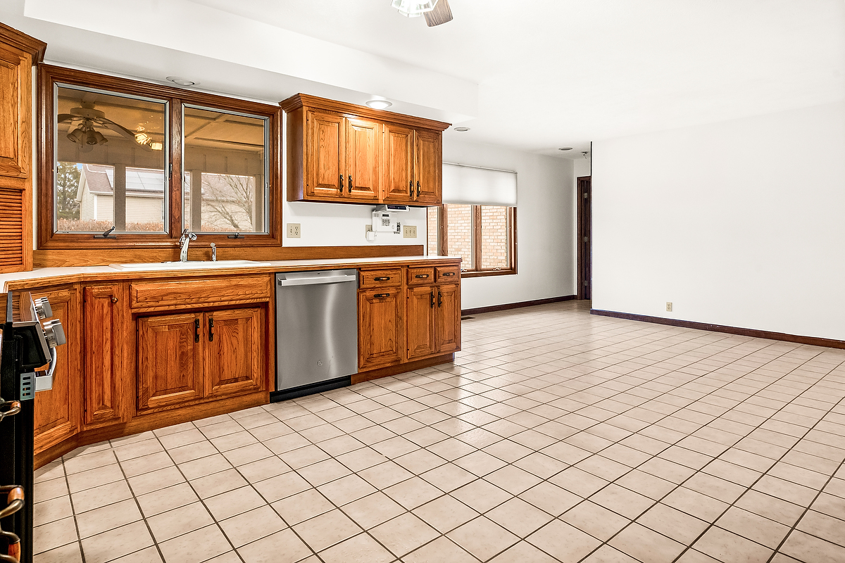 302 Kelly Drive, Normal, IL 61761