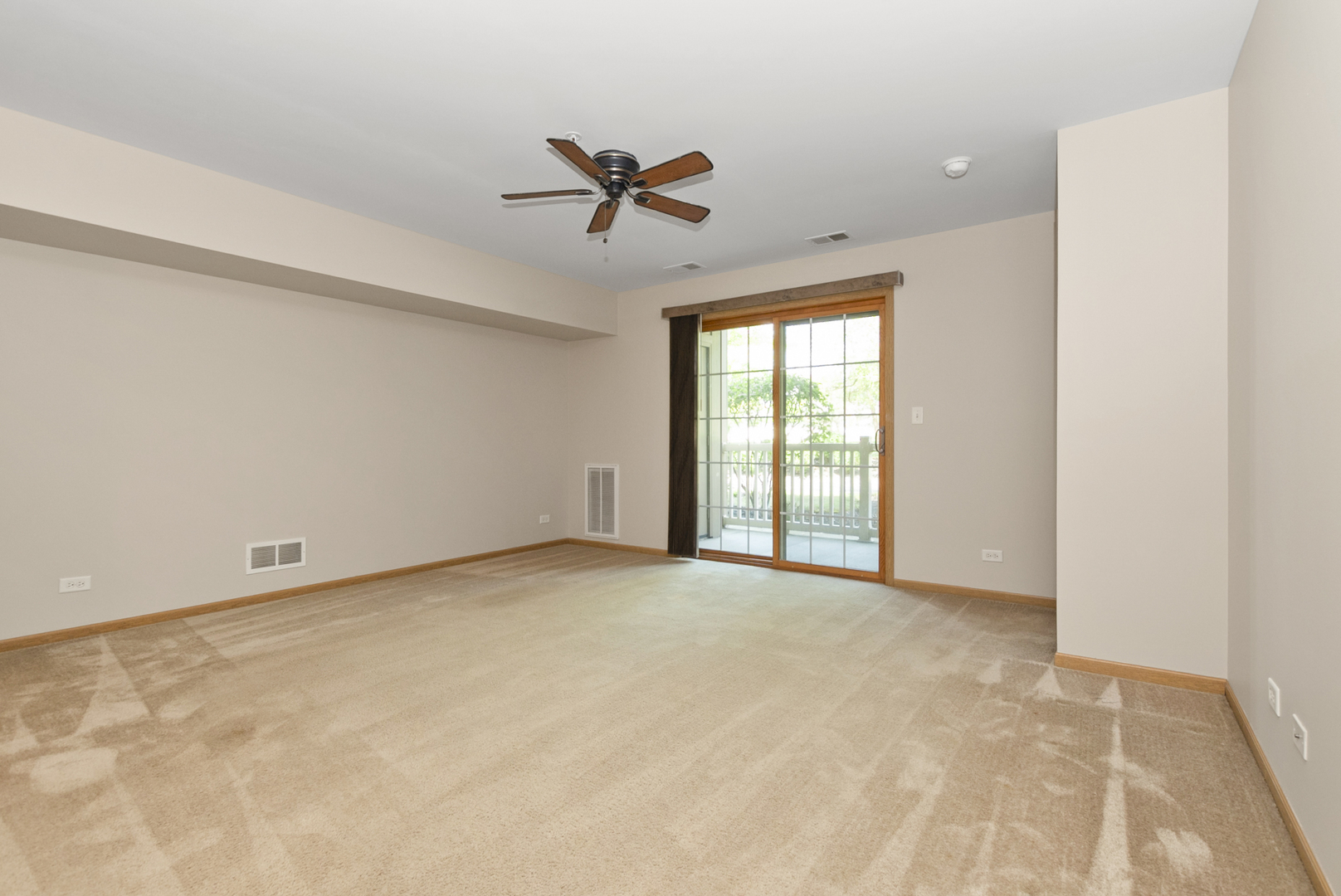 20301 S Pine Hill Road #1D, Frankfort, IL 60423