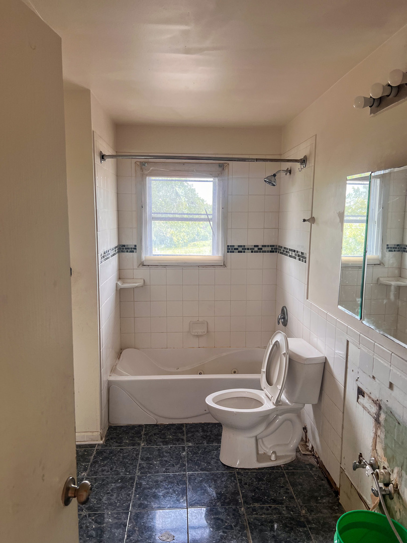 17831 Arlington Drive, Country Club Hills, IL 60478