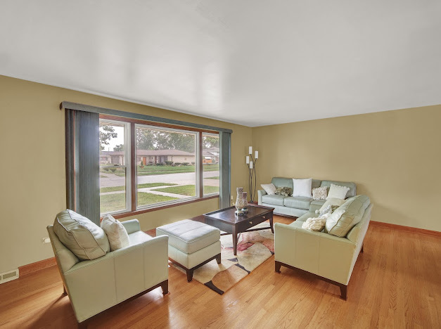 17106 Ingleside Avenue, South Holland, IL 60473